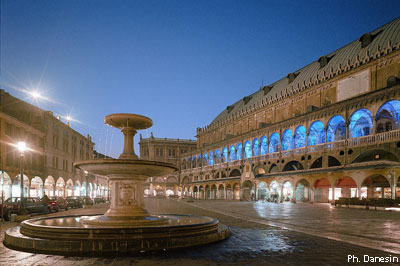Piazza delle erbe and Palazzo della ragione, Padova.